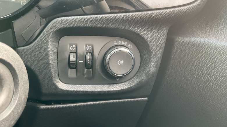 Vauxhall Corsa 1.2 Design 5dr Petrol Hatchback